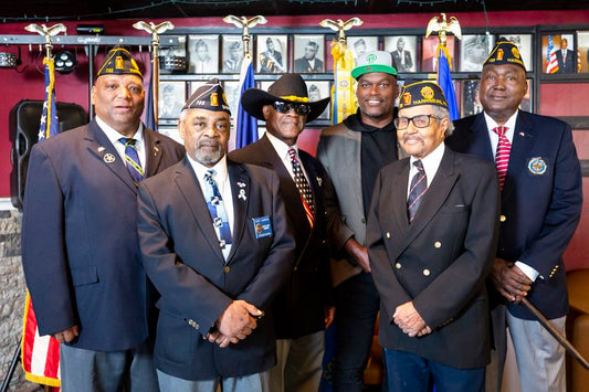 LaVar Arrington Visits American Legion Post In Harrisburg