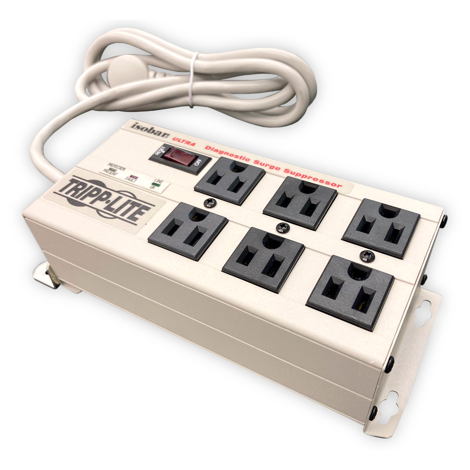 Premium protection for essential network workstations, telecom systems, point-of-sale equipment and audio/video systems, the Isobar 6-Outlet Surge Protector features a network-grade surge protection rating of 3840 joules to defend your sensitive electronics against even the strongest surges and spikes.